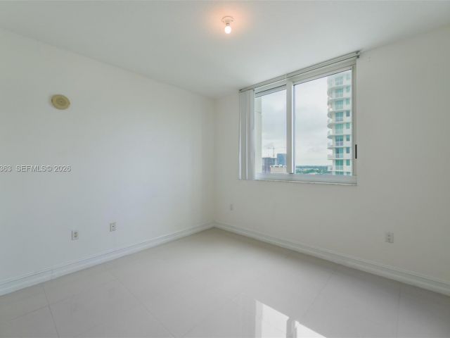 Apartment for rent  Unit #1408E - photo 7429188