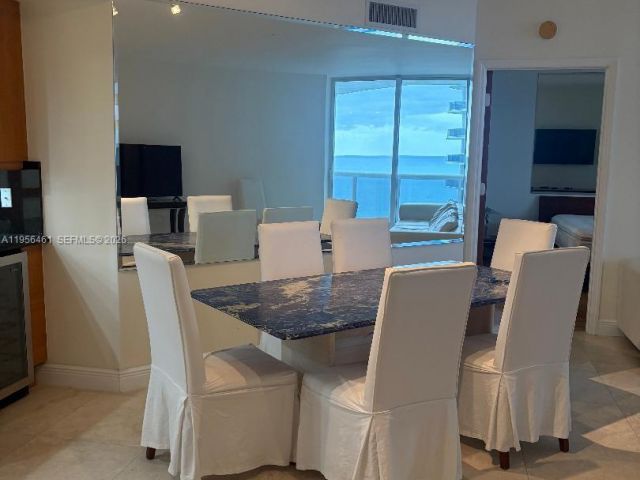 Apartment for rent  Unit #N9-I - photo 7299323