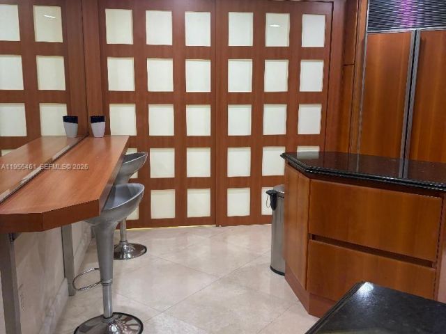 Apartment for rent  Unit #N9-I - photo 7299326