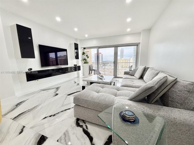 1-bedroom condo for sale in Hallandale Beach - 1965 S Ocean Dr 15B - MondialRealty