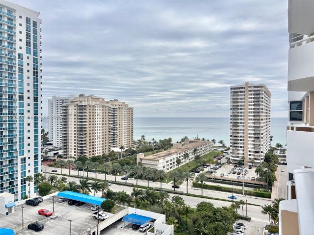 1-bedroom condo for sale in Hallandale Beach - 1965 S Ocean Dr 15B - MondialRealty