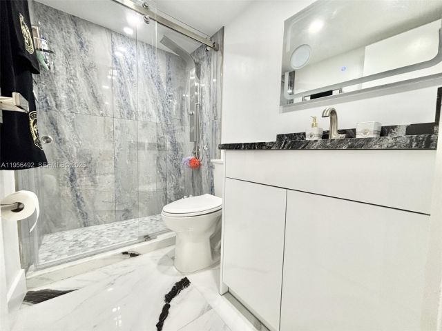 1-bedroom condo for sale in Hallandale Beach - 1965 S Ocean Dr 15B - MondialRealty