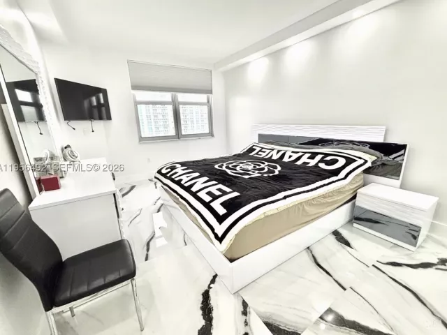 1-bedroom condo for sale in Hallandale Beach - 1965 S Ocean Dr 15B - MondialRealty