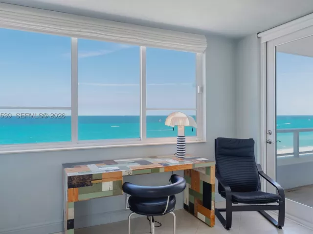 3-bedroom condo for rent in Miami Beach -  - MondialRealty