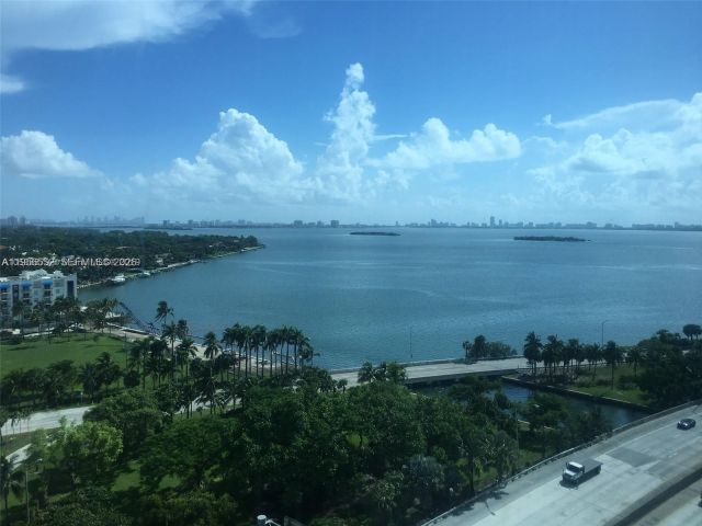 Apartment for sale  Unit #1305 - photo 7300709