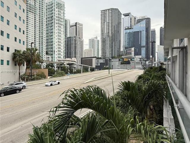 Apartment for sale  Unit #302 - photo 7389002