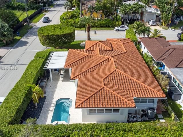 Home for sale at 8801 Dickens Ave - photo 7522031