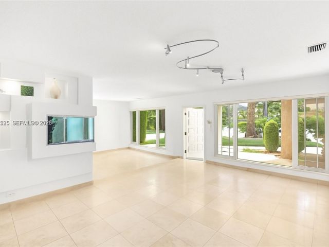 Home for sale at 8801 Dickens Ave - photo 7522041