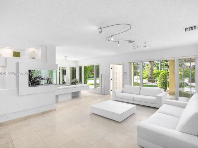 Home for sale at 8801 Dickens Ave - photo 7522042