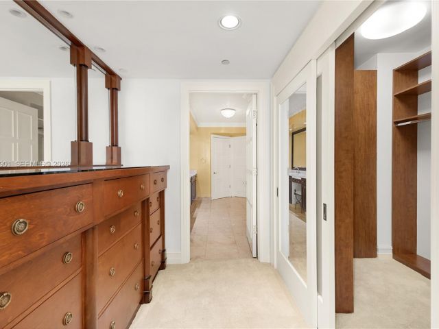 Apartment for sale  Unit #608 - photo 7302159