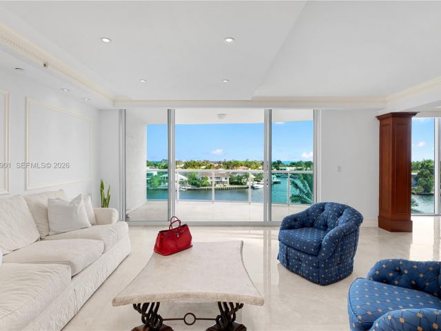 Apartment for sale  Unit #608 - photo 7302172