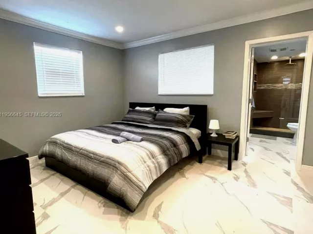 3-bedroom home for rent in Hallandale Beach -  - MondialRealty