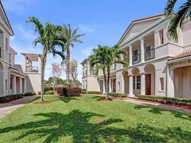 Home for rent at 8335 NW 8th Ter - photo 7453059