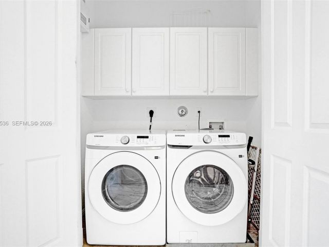 Home for rent at 8335 NW 8th Ter - photo 7453064