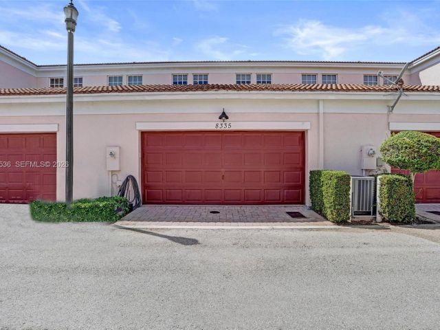 Home for rent at 8335 NW 8th Ter - photo 7453073