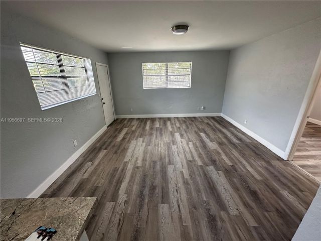 Home for rent at 1306 NW 11th Pl - photo 7462914