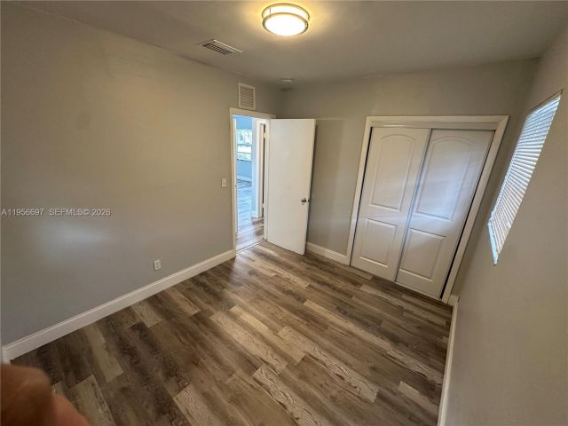 Home for rent at 1306 NW 11th Pl - photo 7462918