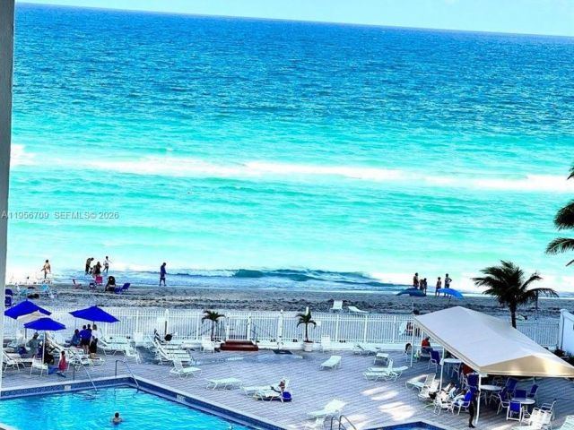 Apartment for rent  Unit #619 - photo 7428310