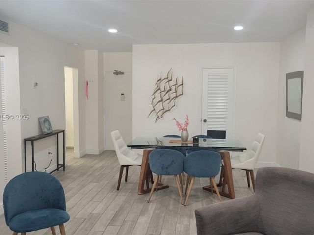 1-bedroom condo for sale in Hallandale Beach - 1965 S Ocean Dr ME - MondialRealty