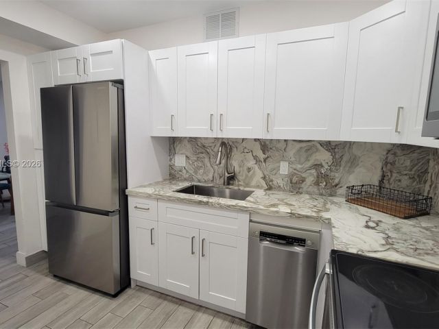 1-bedroom condo for sale in Hallandale Beach - 1965 S Ocean Dr ME - MondialRealty
