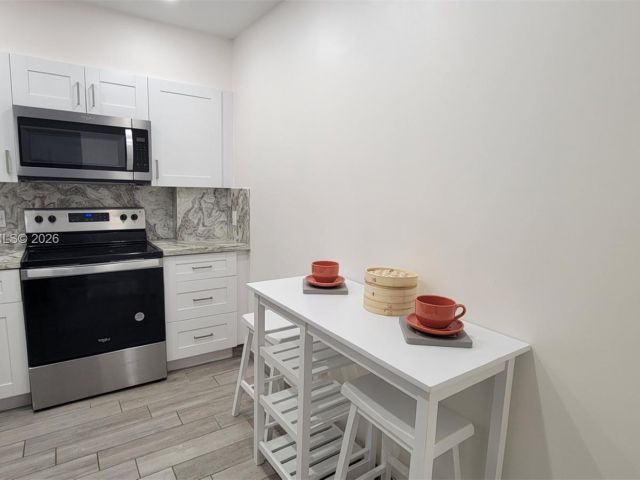 1-bedroom condo for sale in Hallandale Beach - 1965 S Ocean Dr ME - MondialRealty