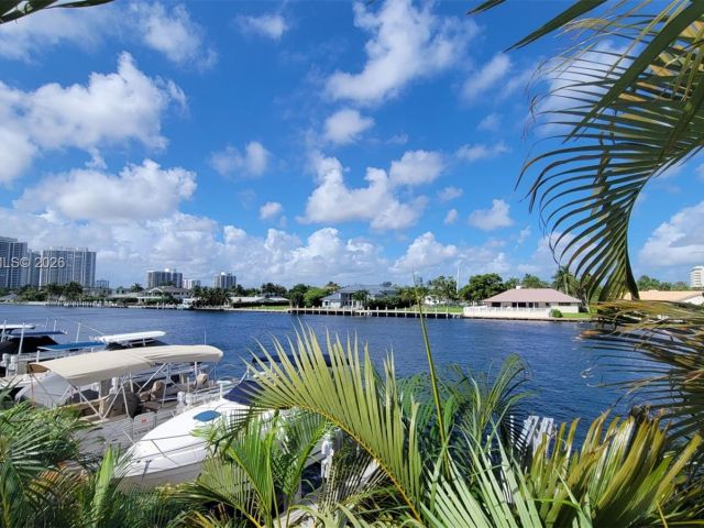 1-bedroom condo for sale in Hallandale Beach - 1965 S Ocean Dr ME - MondialRealty