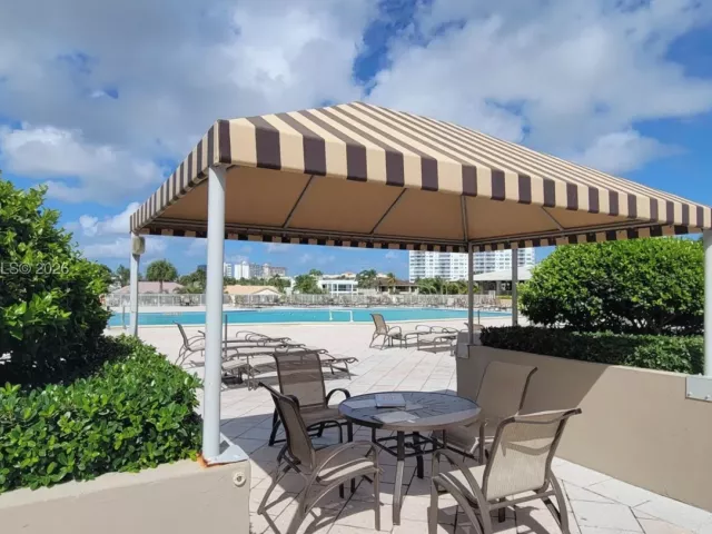 1-bedroom condo for sale in Hallandale Beach - 1965 S Ocean Dr ME - MondialRealty