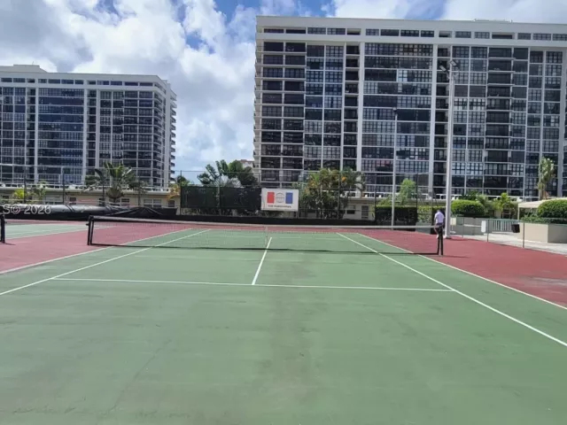 1-bedroom condo for sale in Hallandale Beach - 1965 S Ocean Dr ME - MondialRealty