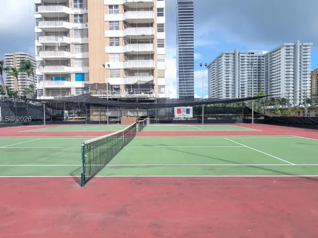 1-bedroom condo for sale in Hallandale Beach - 1965 S Ocean Dr ME - MondialRealty
