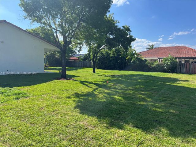 4-bedroom home for rent in Miami - 12997 SW 219th Ter 12997 - MondialRealty