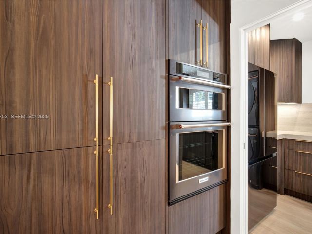 Home for sale at 600 San Antonio Ave - photo 7470691