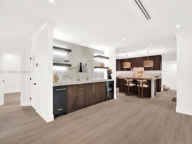 Home for sale at 600 San Antonio Ave - photo 7470696