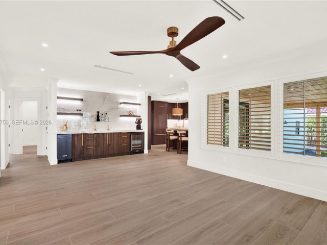 Home for sale at 600 San Antonio Ave - photo 7470697