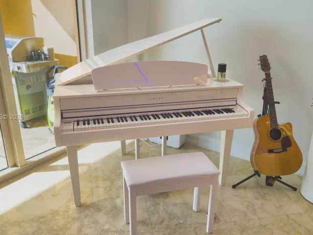 3-bedroom condo for sale in Hollywood - 3501 N Ocean Dr 4C - MondialRealty