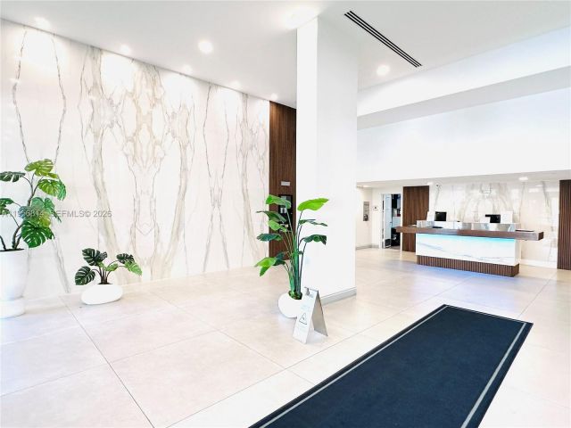 2-bedroom condo for rent in Sunny Isles Beach - 230 174th St 410 - MondialRealty