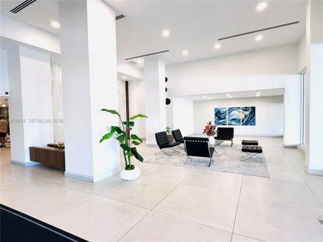 2-bedroom condo for rent in Sunny Isles Beach - 230 174th St 410 - MondialRealty