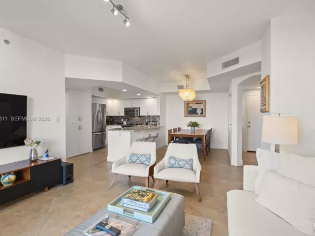 2-bedroom condo for sale in Fort Lauderdale -  - MondialRealty