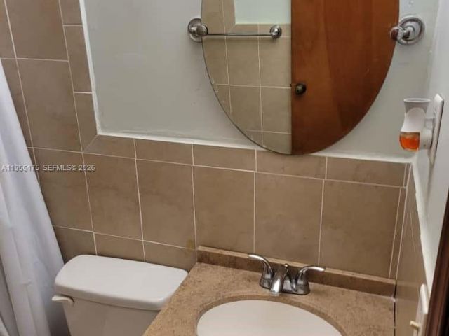 2-bedroom home for rent in Miami - 2828 SW 3rd St front - MondialRealty