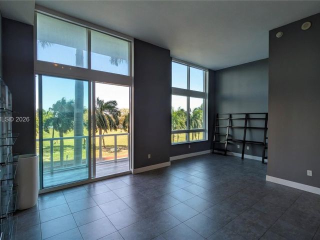 Apartment for sale  Unit #505 - photo 7437000