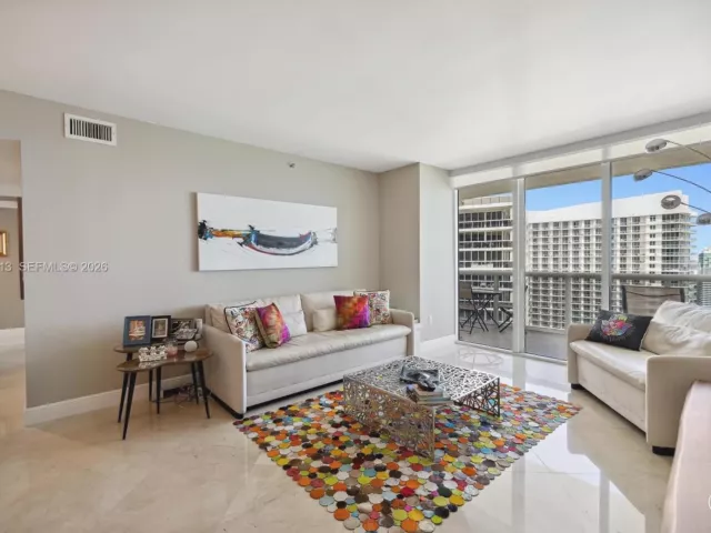 3-bedroom condo for rent in Hallandale Beach - 1830 S Ocean Dr 4211 - MondialRealty