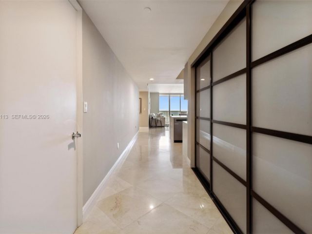 Apartment for rent  Unit #4211 - photo 7313986