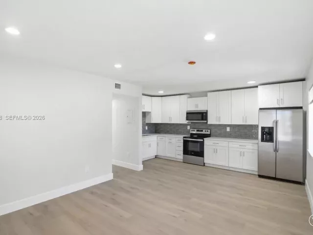 3-bedroom home for sale in Pompano Beach - 1400 NE 43rd Ct - MondialRealty