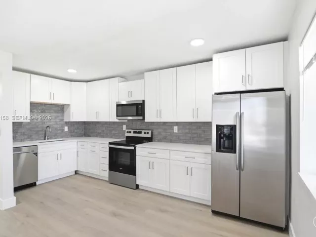 3-bedroom home for sale in Pompano Beach - 1400 NE 43rd Ct - MondialRealty