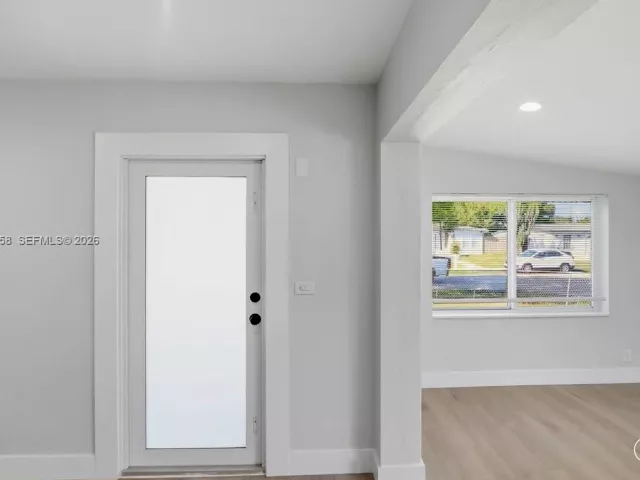 3-bedroom home for sale in Pompano Beach - 1400 NE 43rd Ct - MondialRealty