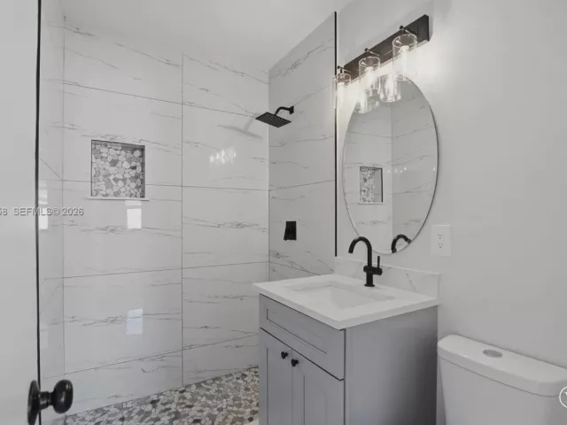 3-bedroom home for sale in Pompano Beach - 1400 NE 43rd Ct - MondialRealty