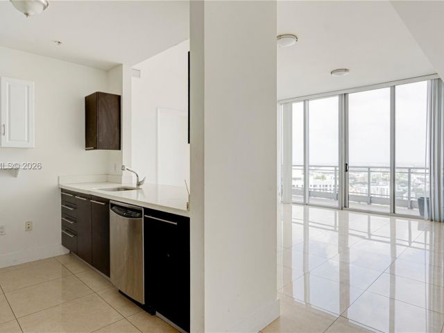 Apartment for sale  Unit #PH-10 - photo 7325814