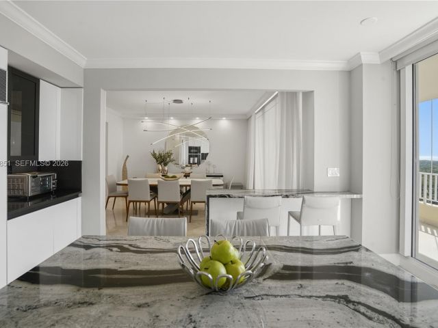 Apartment for sale  Unit #1805 - photo 7404368