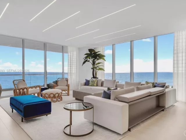 4-bedroom condo for sale in Sunny Isles Beach - 18501 Collins Ave 704 - MondialRealty