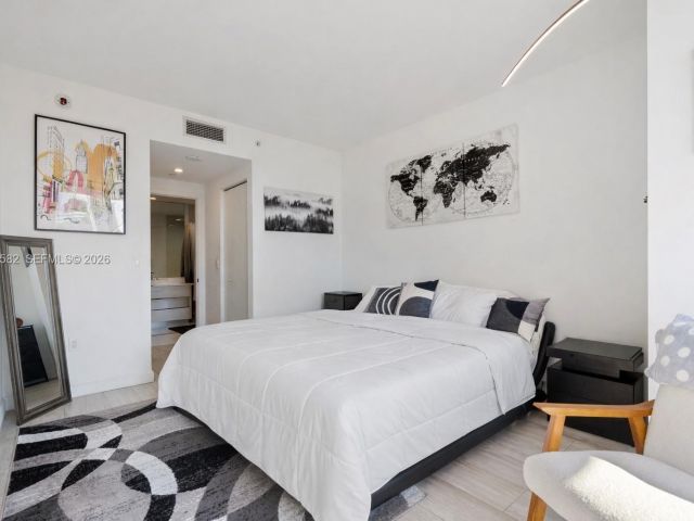 Apartment for sale  Unit #3005 - photo 7325018