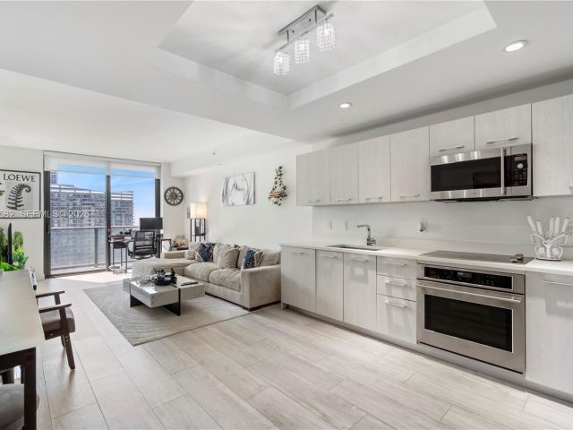 Apartment for sale  Unit #3005 - photo 7325022